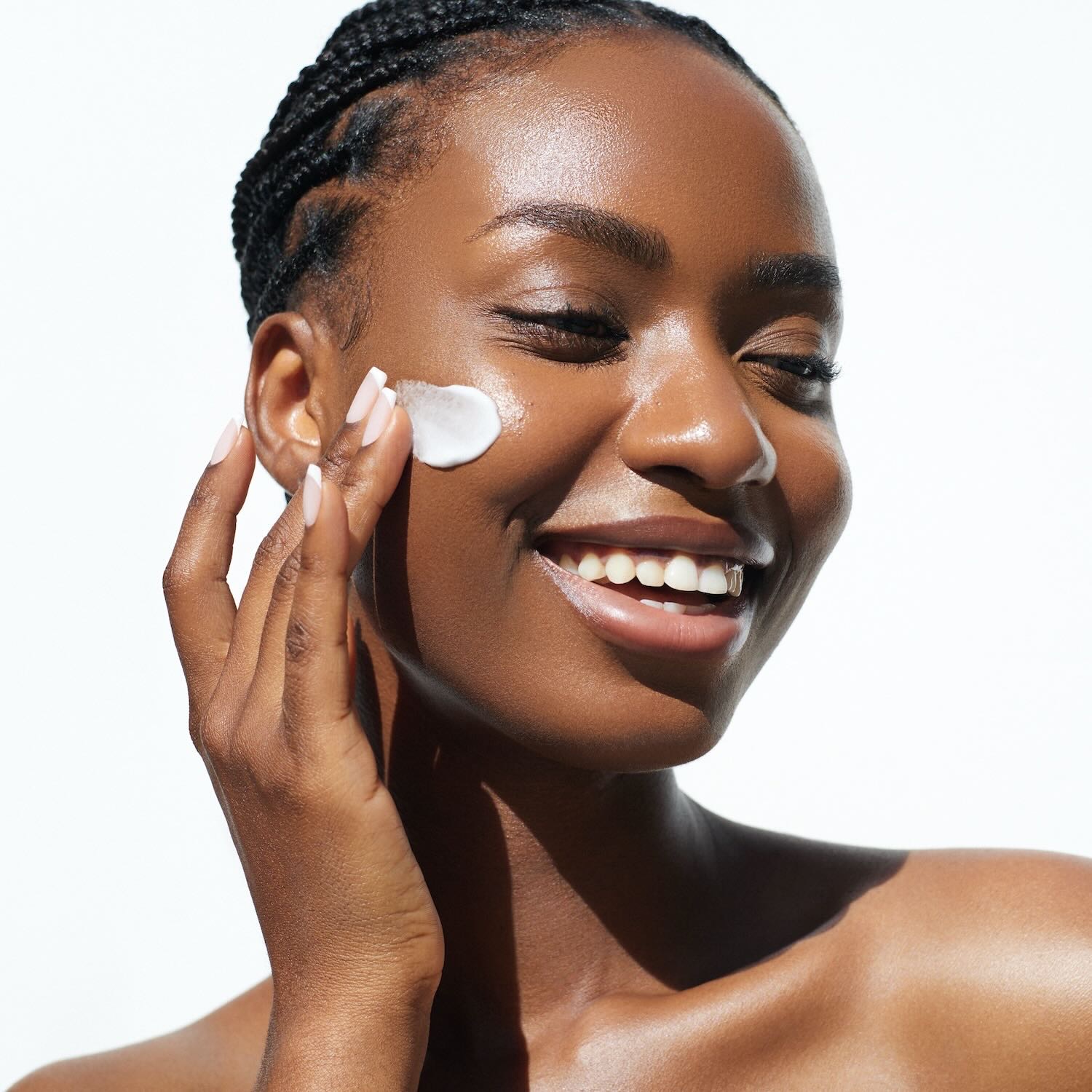 Dermocosmétique, maquillage, maquillage bio, soins coréens, soin anti-âge, produits beauté homme, conseils dermatologiques, Pharmacie du Faubourg Saint-Pierre, Montluçon